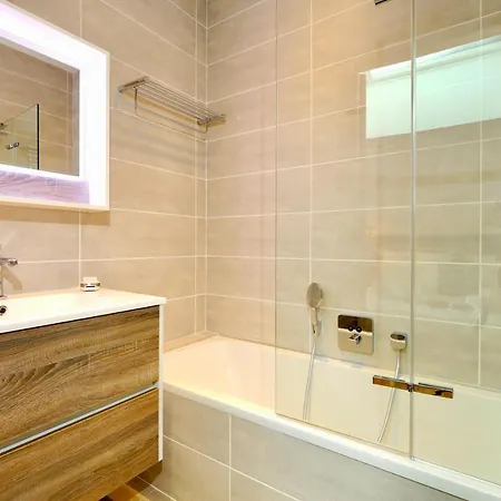 Appartement 1003 Ours Blanc - Residence L'Ourse Bleue - Courchevel Moriond Apartment